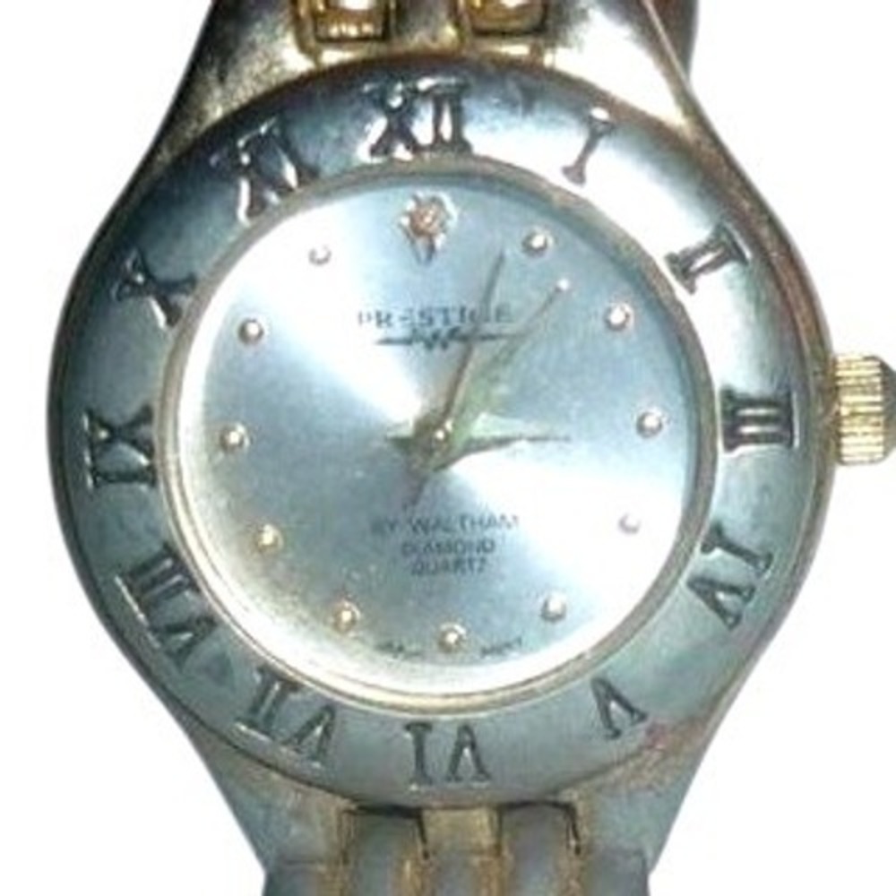 Vintage Prestige by Waltham Quartz Watch Roman Numeral Bezel Diamond Accent